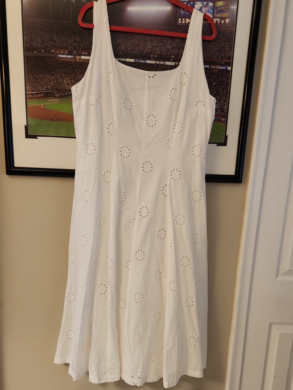 Free Assembly white summer Eyelet dress Size Xl Very Good Condition